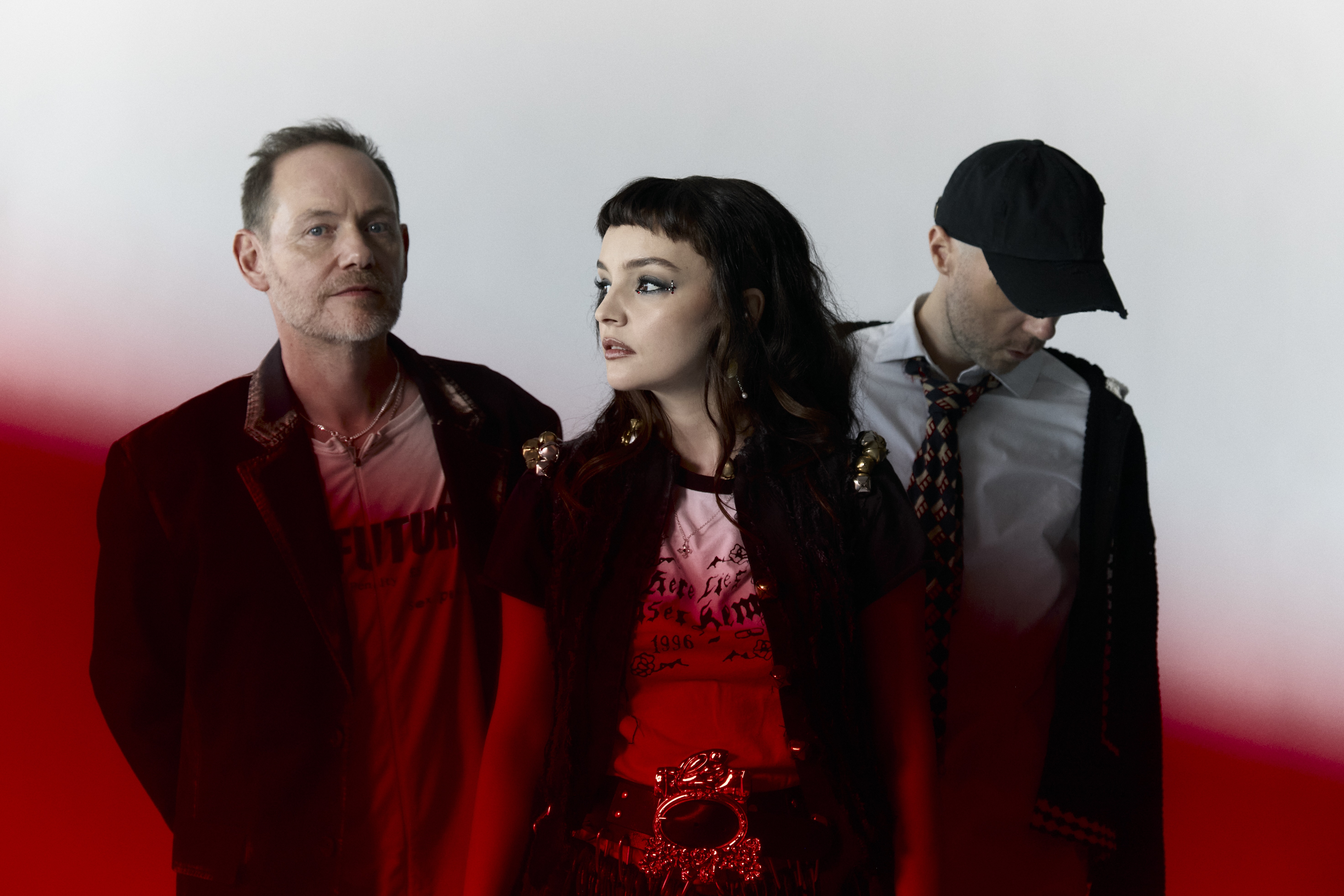 CHVRCHES Return With “Roses”
